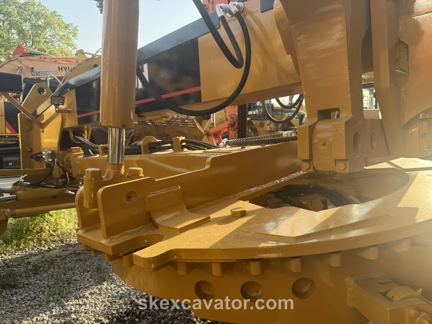 Used CAT 140H Motor Grader for sale - photo 9