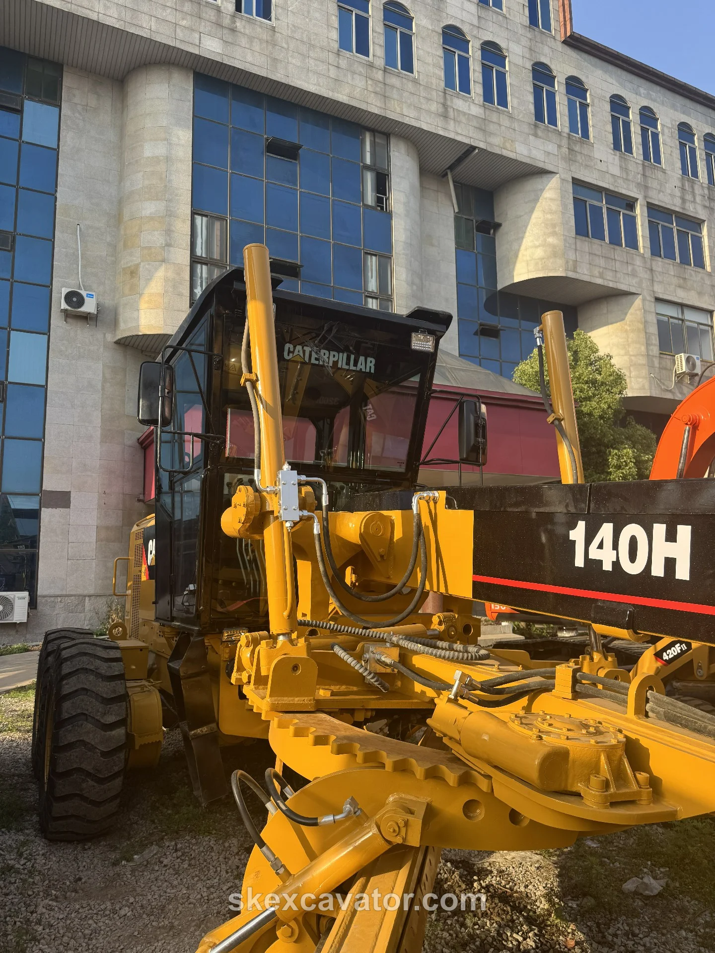 Used CAT 140H Motor Grader for sale - photo 2