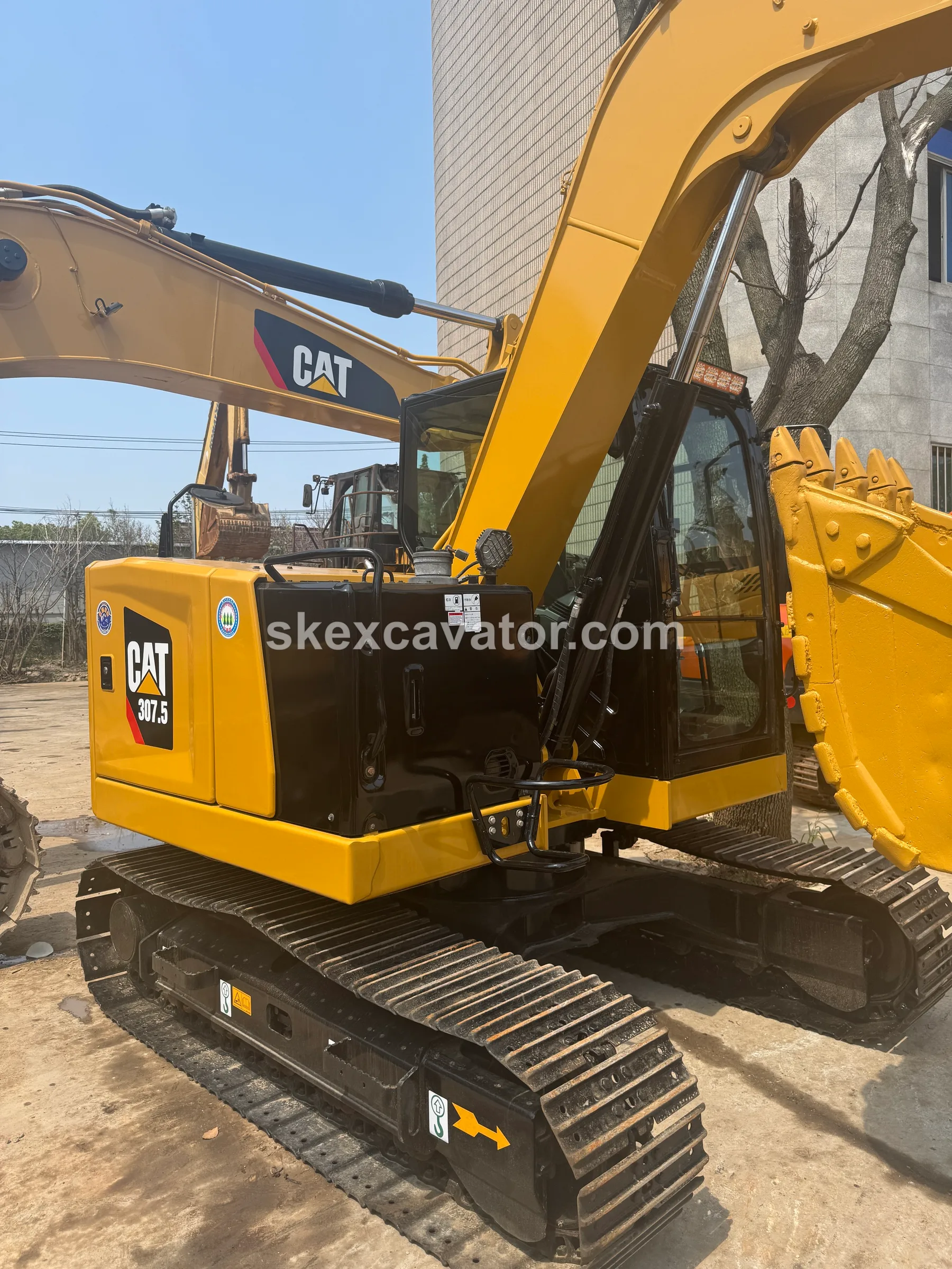 Used CAT 307.5 Mini Excavator for sale - photo 2