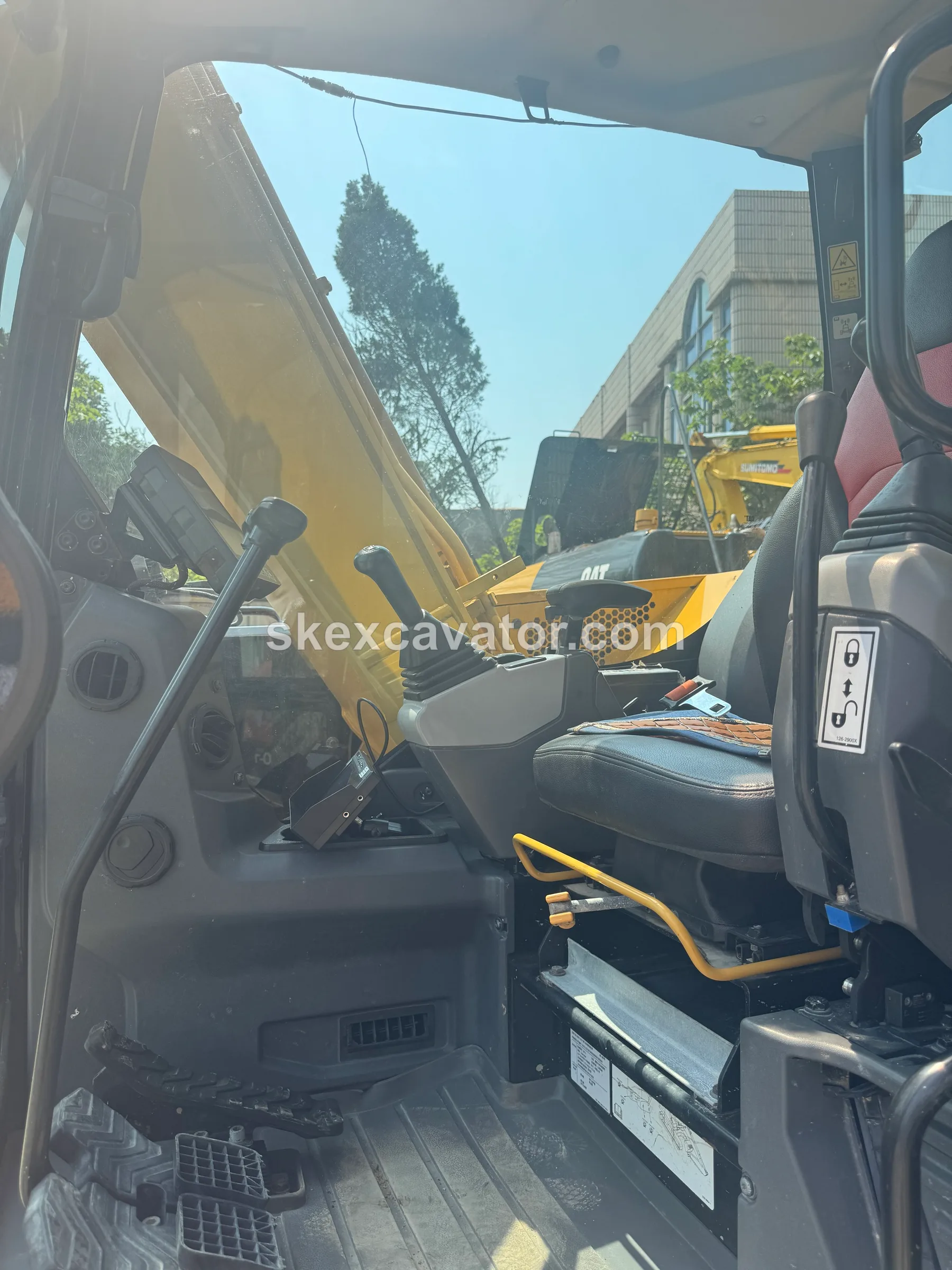 Used CAT 307.5 Mini Excavator for sale - photo 9