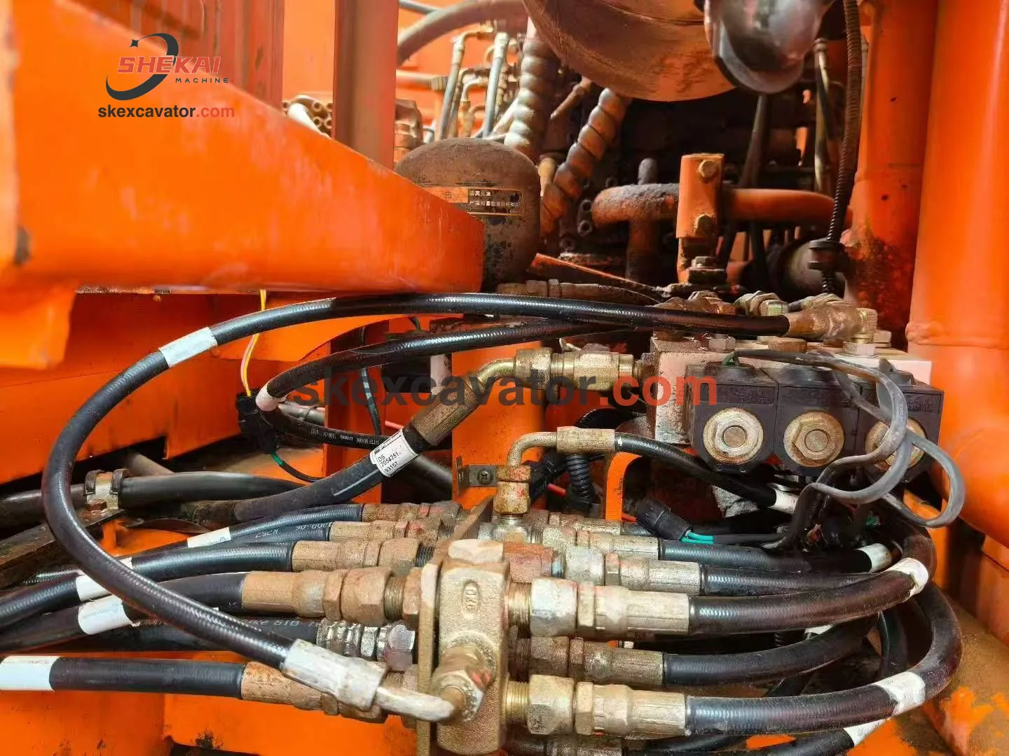 Used Doosan DH225-7 Crawler Excavator for sale - photo 5