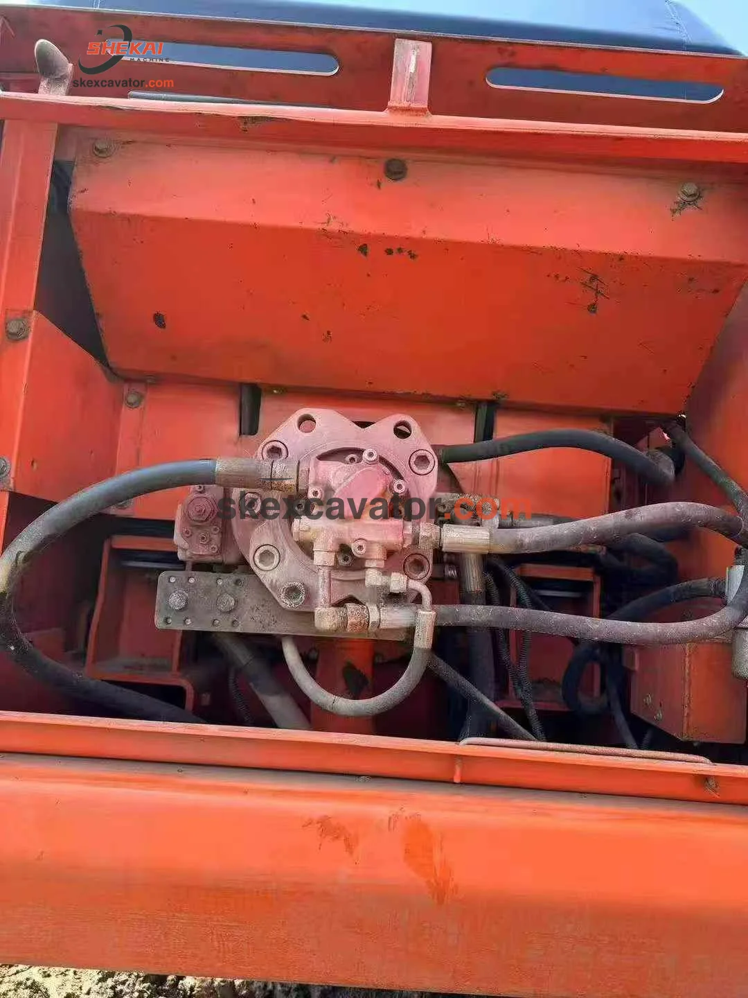 Used Doosan DH300LC-7 Crawler Excavator for sale - photo 2