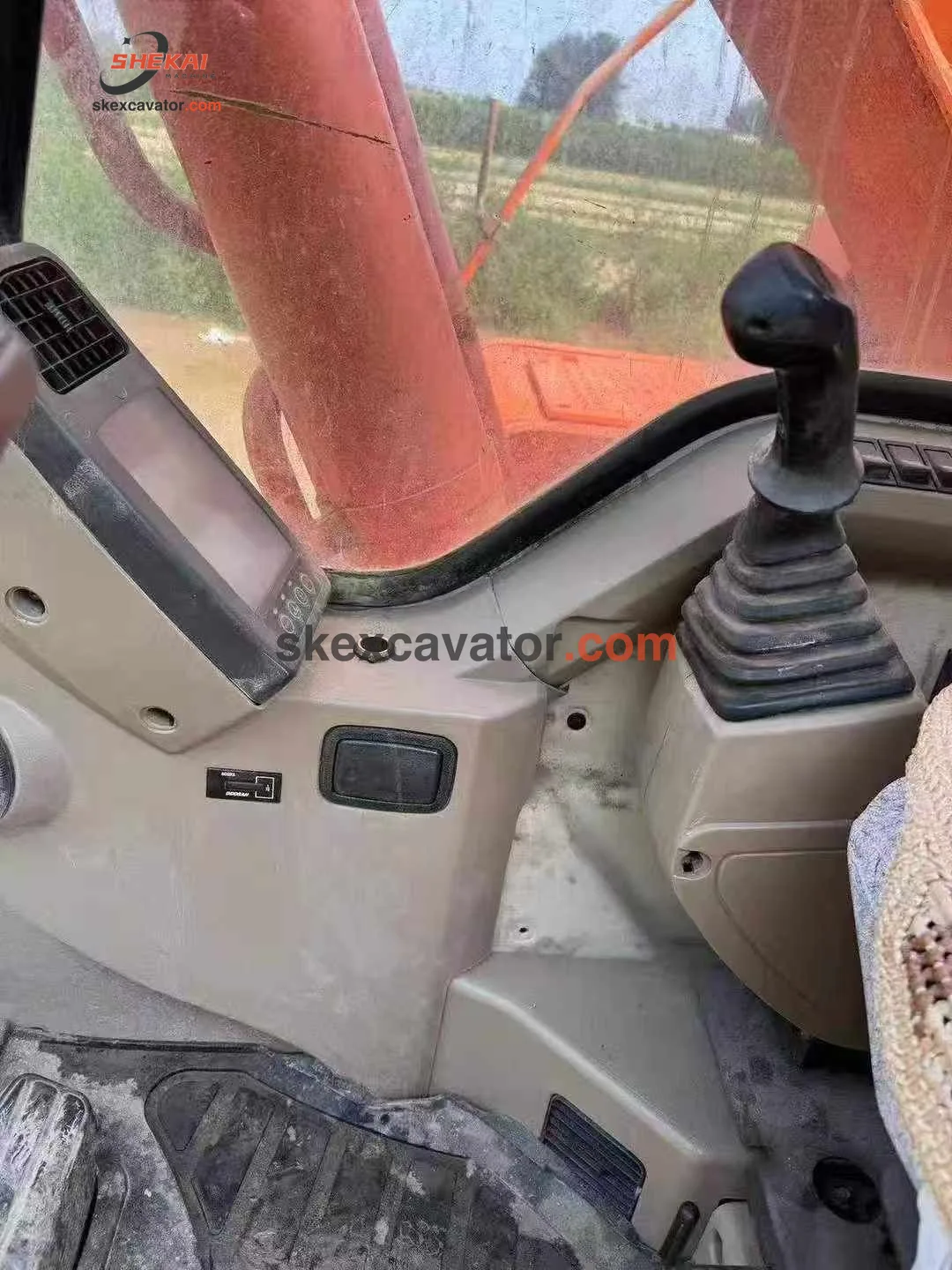 Used Doosan DH300LC-7 Crawler Excavator for sale - photo 3