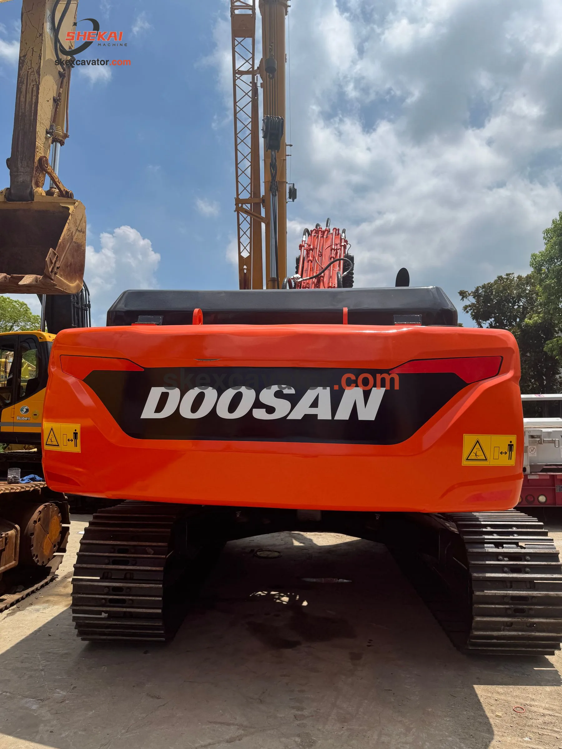 Used Doosan DX300LC-9C Crawler Excavator for sale - photo 7