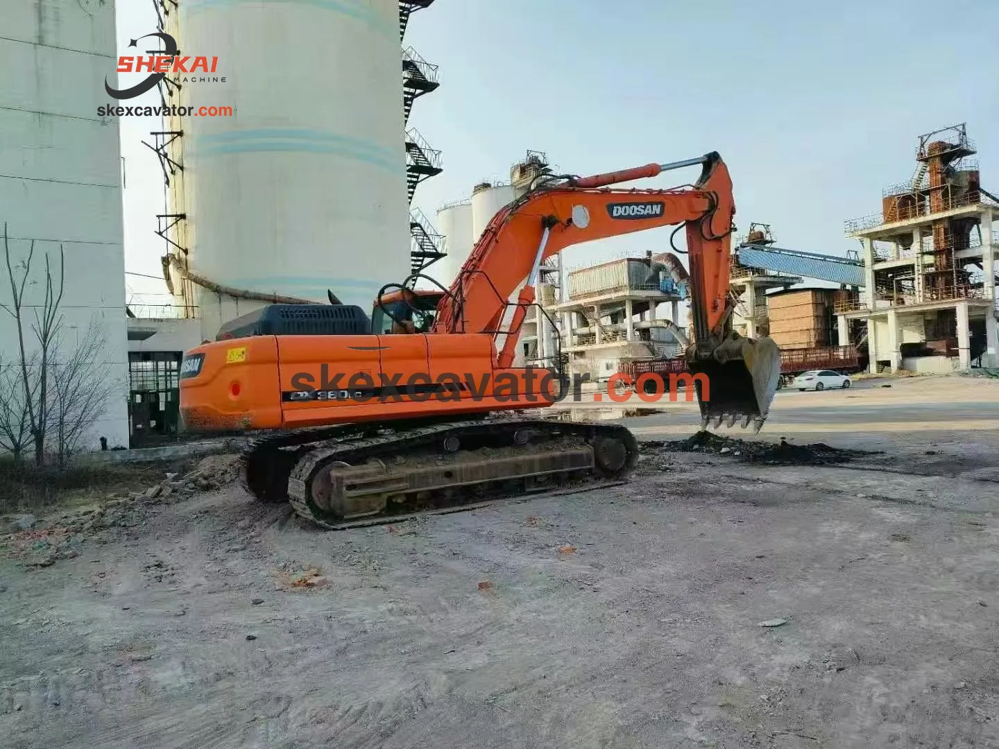 Used Doosan DX380LC Crawler Excavator for sale - photo 4